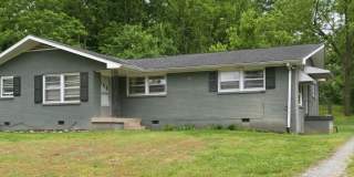 Two Bedroom/One Bathroom Duplex Unit Gallery 1