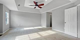 214 W LOCUST Street Gallery 20