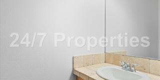 *MOVE-IN SPECIAL!* 3 BD I 2.5 BA Beaverton Townhome Gallery 21