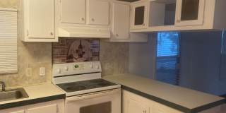 521 E. Veterans Memorial Blvd Gallery 5