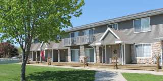 Charming 2-Bedroom, 1-Bath Apartment with Garage, Private Entry and Washer & Dryer Gallery 1
