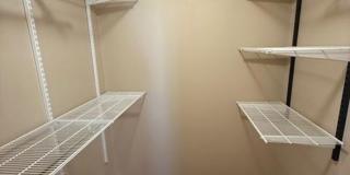 Arbor Village Condominium / Beautiful Update Unit / Refrigerator, Washer & Dryer included Gallery 26