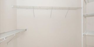 Excellent Elevator Condo for Lease Gallery 19