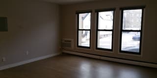 Modern Farwell Ave Apartments Gallery 12