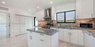 1621 S Treasure Dr Gallery 12
