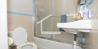 Huge 6 bed in Allston Gallery 6