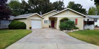 Beautiful 3 Bedroom 2 Bathroom Home Available 4/1/2026 Gallery 1