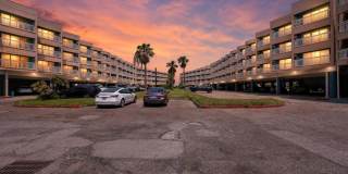 Charming 1BR Beachfront Condo in Corpus Christi Charming 1BR Beachfront Condo in Corpus Christi Gallery 1