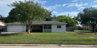 3 Bedroom 2 Bath Spacious Home in Holiday Park Gallery 1