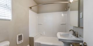 Uptown Lake Oswego Gallery 34