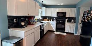 5205 Wabash River Street Gallery 16