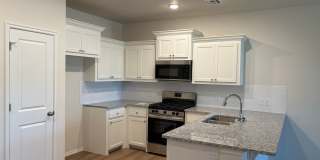 Three bedroom duplex in El Reno Gallery 6