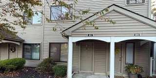 313 GREGORYS Way Gallery 1
