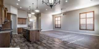 Pet-Friendly 3 Bedroom Home In A Great Neighborhood Gallery 1