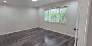 SPACIOUS 4BD/2BA WITH GARAGE, LAUNDRY AND FRONT AND BACK YARD THAT IS PET FRIENDLY!! Gallery 1