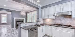2682 Bungalow Place Gallery 3