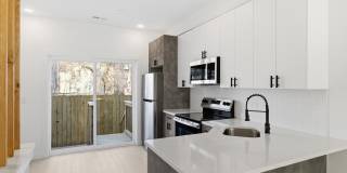 1005 W ORLEANS Street Gallery 1