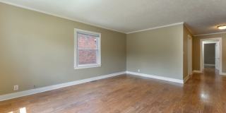 2315 Auburn Street - 2 E Gallery 10