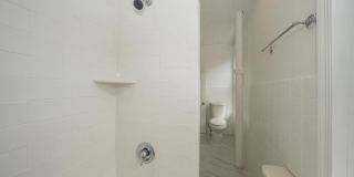 201 DUPONT STREET Gallery 35