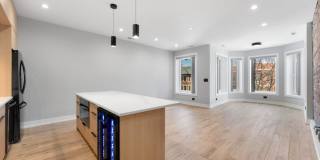 7726 North Eastlake Ter. Gallery 4