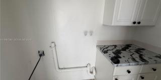 311 SW 11th Ct Gallery 26