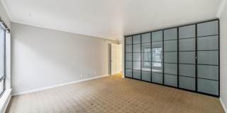 Elegant, private end-unit living with resort-style amenities! Gallery 7