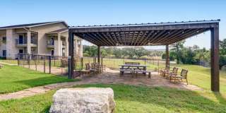Woodcreek Apartments Gallery 6