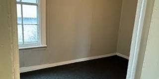 221 Maple Street Gallery 9