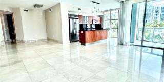 3131 NE 188th St unit 1-702 (A11873339) Gallery 1