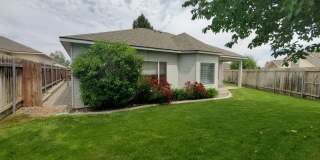 Beautiful South Richland 3-Bedroom Rambler with Open Floor Plan & Spacious Primary Suite! Gallery 30