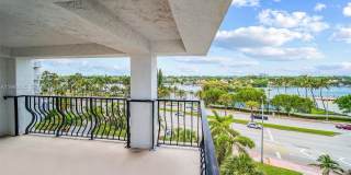 5415 Collins Ave Gallery 5