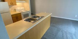 River Walk Apartments Gallery 102
