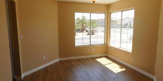 GORGEOUS SINGLE STORY WITH MANY UPGRADES*3 BEDROOMS*SPARKLING POOL AND SPA! Gallery 21
