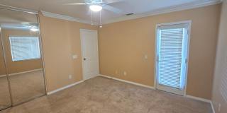 Beautifully maintained 2-bedroom, 2.5-bath with Loft • 1,504 sqft & 2-car garage. Gallery 60