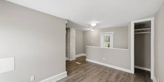 Cozy & Modern 1-Bed, 2-Bath Tiny Home – Renovated in Columbus! Gallery 5