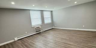 Fully Renovated Modern Apartments Gallery 24