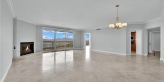 2777 Paradise Road Gallery 6