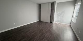 The James Apartments Gallery 38