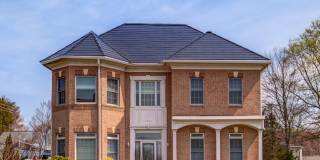 Spacious 4 Bed 5 Bath Home in Annandale, VA For Rent Gallery 1