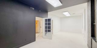 1029 N CENTRAL AVE Gallery 15