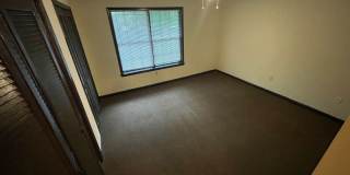 AVAILABLE FOR IMMEDIATE MOVE IN! Gallery 10