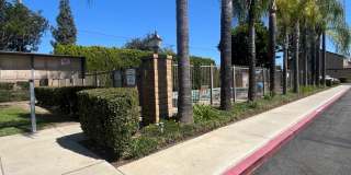 Beautiful Two story townhouse. 3 bedrooms 2.5 baths Gallery 3