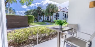 Sherwood on the Park Gallery 39