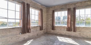 The Lofts at South Slope Gallery 75