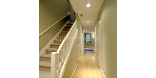 Excellent Beaverton Three Bedroom Townhome in Murray Grove! Gallery 3