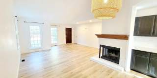 Charming 2BR House in Raleigh Gallery 7