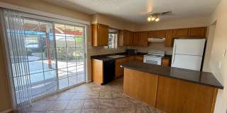 Pool Home in Ponderosa Valley! Gallery 8