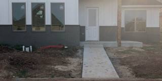 Beautiful 4 bed 3.5 bath home with a game room in The Enclave! Gallery 1