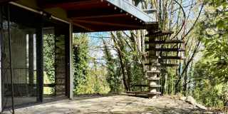 2 Bed / 2 Bath Lakeview Bellevue cottage $3,295/month Gallery 20