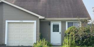 1793 GODDARD Lane Gallery 1